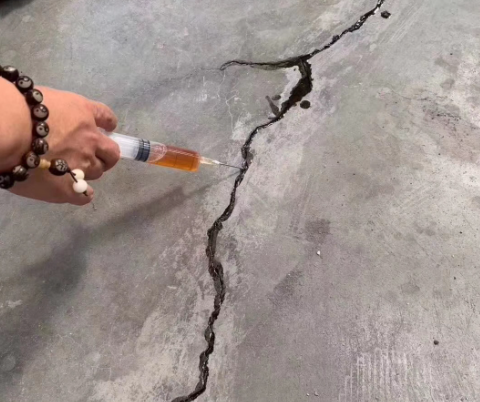 原阳混凝土裂缝修补技术详解​